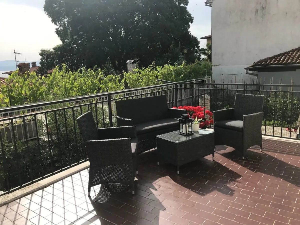 Apartments Mirna With Parking Lovran